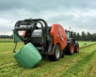 Kubota FB1000 Baler thumbnail 2