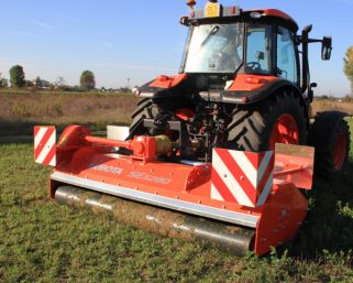 Kubota SE5000 Flails thumbnail 2