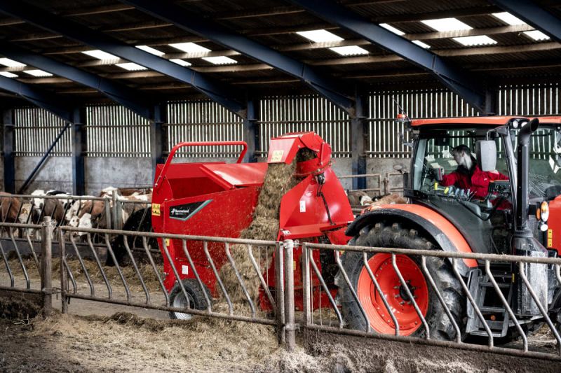 Kverneland Bale Choppers / Feeders
